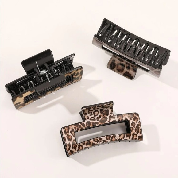 Three Piece Animal Print Hair Claw Set - New With Tags - Picture 3 of 5